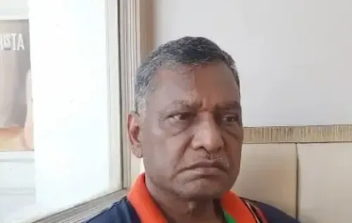 सीईसी ज्ञानेश कुमार का इस्तीफा माँगे कांग्रेस सांसद, राहुल गांधी के आरोपों को बताया तथ्य आधारित