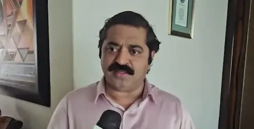 इंडिया ब्लॉक के सीईसी-विरोधी मार्च पर BJP-शिवसेना का पलटवार, 'संवैधानिक संस्था पर दबाव' का आरोप