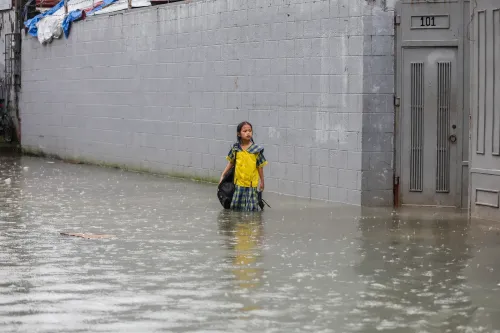 Quezon City: Waterlogging after heavy rains