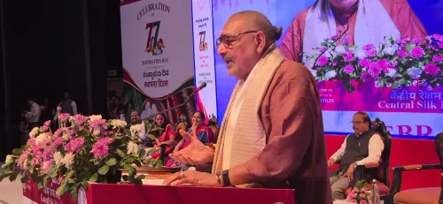 रेशम उत्पादन 2030-31 तक 60,000 मीट्रिक टन करने का लक्ष्य: वस्त्र मंत्री गिरिराज सिंह