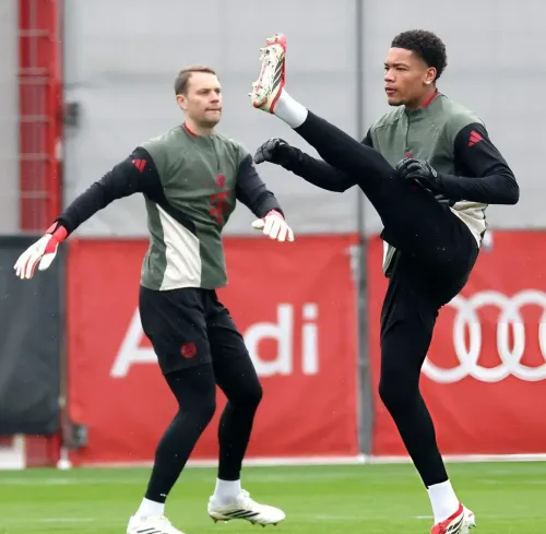 Bayern Munich Turns to 16-Year-Old Leonard Prescott Amid Goalkeeper Crisis