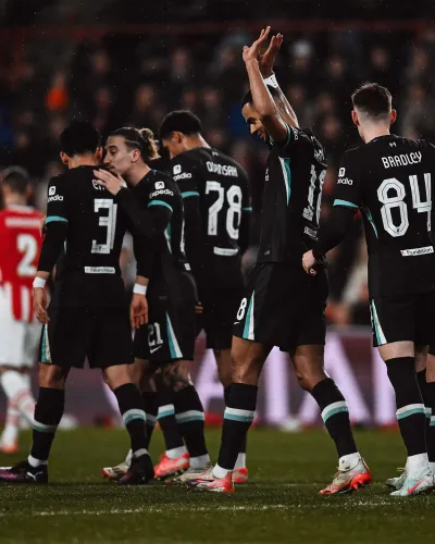 Champions League: Liverpool and Barcelona Secure Top 2 Finishes; Arsenal Advances to Round of 16