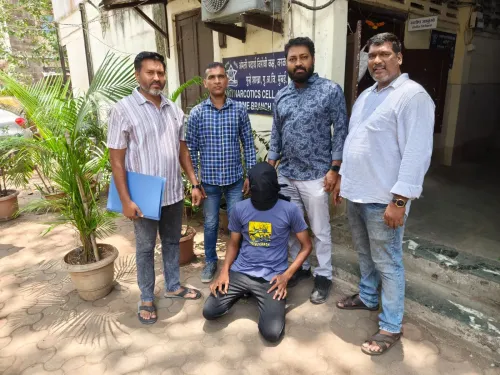 Mumbai Anti-Narcotics Cell seizes 3.886 kg charas near LT Terminus, one held