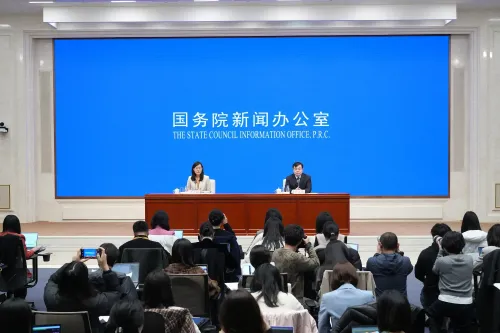 चीन की अर्थव्यवस्था में वृद्धि की उम्मीद: स्थिरता के साथ विकास का मार्ग