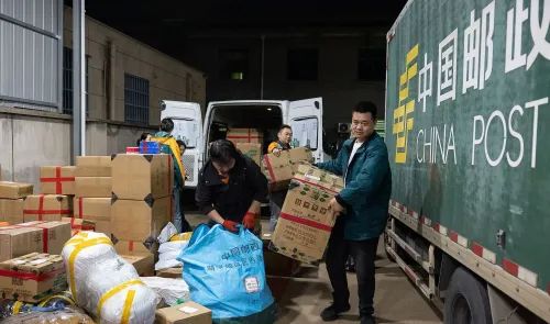 चीन में एक्सप्रेस डिलीवरी का तेजी से विकास, मानकीकरण पर जोर