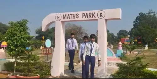 क्या छत्तीसगढ़ का सेंदरी का सरकारी स्कूल नवाचार का मॉडल बन गया है?