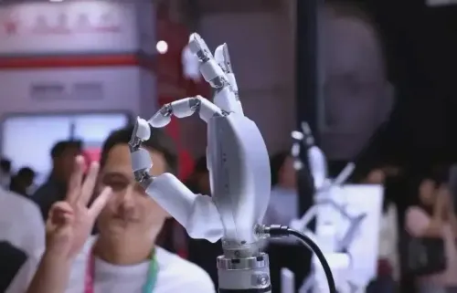 क्या चीन मौलिक तकनीकों और नवोन्मेषी परिदृश्यों को विश्व के साथ साझा करने के लिए तैयार है?: चीनी विदेश मंत्रालय