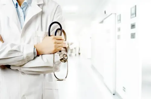 चीन ने स्वास्थ्य सेवाओं को सुधारने के लिए नई रणनीतियों की घोषणा की