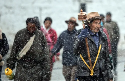Has China’s Sedentarisation of Tibetan Nomads Led to Displacement and Cultural Erosion?