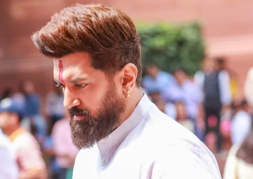 Chirag Paswan Critiques Tejashwi Yadav's Claims on Bihar's Poverty