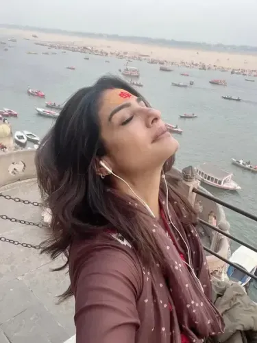 What Messages Did Chiranjeevi, Akshay, and Raveena Share on Mahashivratri?