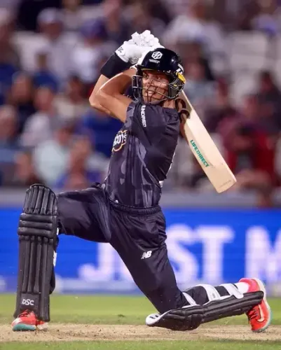 चोटिल रचिन रविंद्र ऑस्ट्रेलिया के खिलाफ टी20 सीरीज से बाहर, नीशम कीवी टीम में शामिल