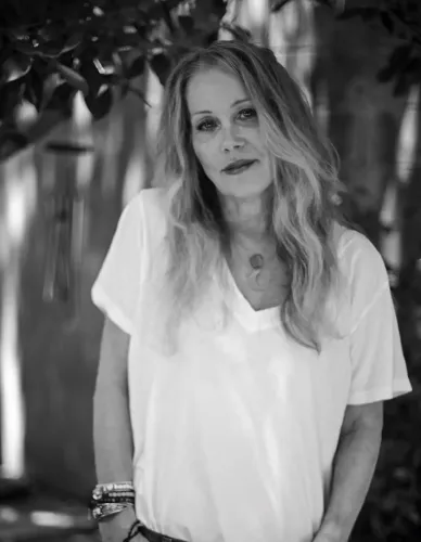 Did Christina Applegate Write a Memoir to Help Others Feel Less Alone?
