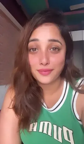 क्या 'चुगली' एक कला है? रानी चटर्जी ने मजेदार तरीके से अपनी फिल्म का प्रमोशन किया
