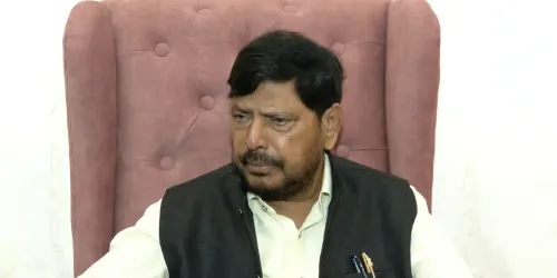 सीजेपी आंदोलन पर रामदास आठवले का हमला: 'यह बाबा साहब के संविधान के खिलाफ, पुलिस कार्रवाई सही'