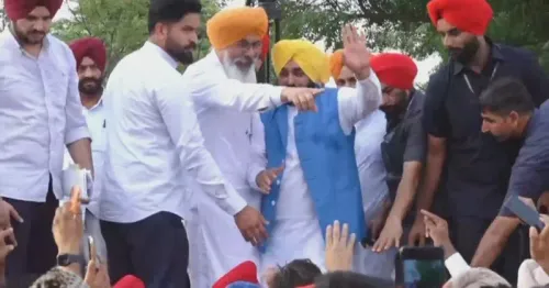 CM Bhagwant Mann Goes LIVE from Chandbaja Village in Faridkot