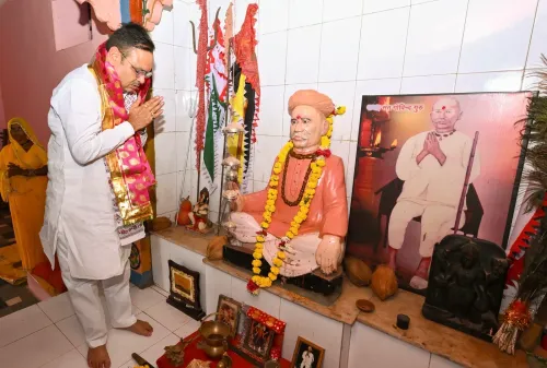 CM Bhajan Lal visits Sant Govind Guru's birthplace Bansiya