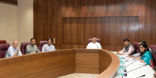 CM Bhupendra Patel Chairs High-Level Power Review in Gandhinagar