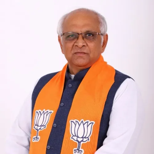 CM Bhupendra Patel Thanks Kumaraswamy for Development Wishes