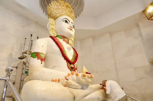CM Bhupendra Patel Visits Adalaj Trimandir on Birthday