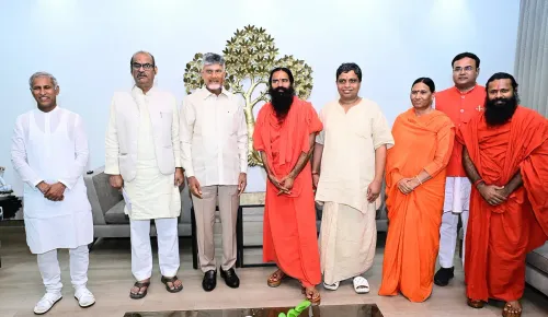 CM Chandrababu Meets Ramdev, Balkrishna Ahead of Yoga Day