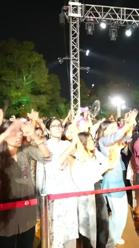 CM Dhami Hails Modi's Bhajan Clubbing Appearance in Delhi