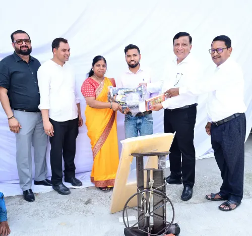 CM Dhami Holds Jan Seva Camp in Sahaspur, Orders Sewing Machine for Woman