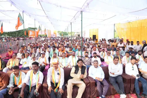 CM Dhami Meets District Panchayat Leaders in Uttarakhand