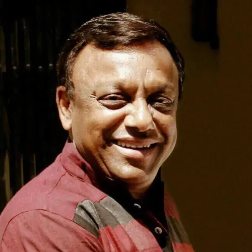 CM Dhami mourns passing of Padma Shri Vaidya Balendu Prakash