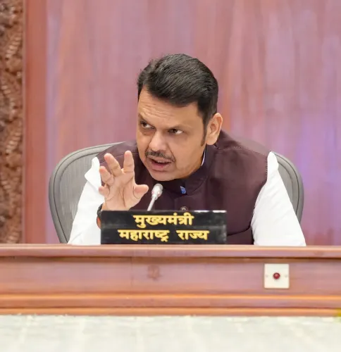 CM Fadnavis Chairs Pune Urban Transport Committee Meet