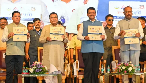CM Fadnavis, Gadkari Launch Booklets for Two Nagpur Housing Projects