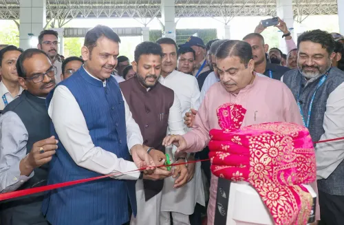 CM Fadnavis hands Nagpur Airport to GMR Airports