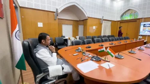 CM Fadnavis joins PM Modi's drug-free youth campaign launch