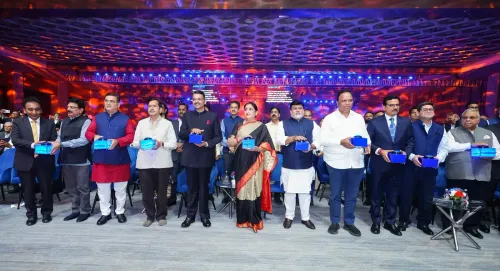 CM Fadnavis Launches 'Invest Maharashtra' in Mumbai