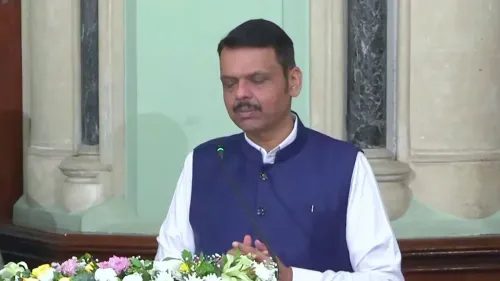 CM Fadnavis Launches 'Participate Mumbai' BMC CSR Platform