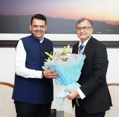 CM Fadnavis meets Hyundai India chief, eyes Pune expansion