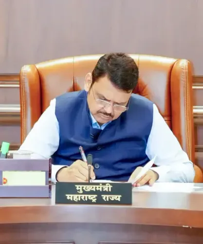 Did CM Fadnavis Order an Investigation into the Tender Process Involving the Son of Shiv Sena Minister?