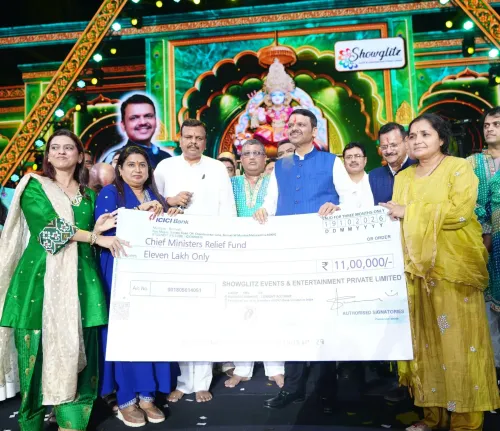 CM Fadnavis receives ₹11 lakh donation for drought-hit farmers