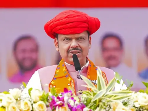 Did CM Fadnavis Reject Corruption Allegations in Saur Krushi Vahini Yojana 2.0?