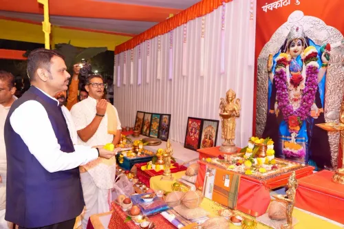 CM Fadnavis visits Nashik's Ramtirtha Ghat ahead of Simhastha Kumbh