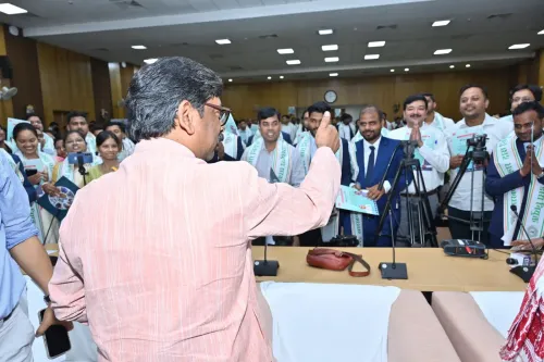 CM Hemant Soren Appoints Hospital, Finance Managers in Jharkhand