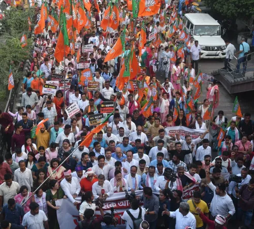 CM Himanta Mocks Congress Over Alleged Rented Delhi Crowd