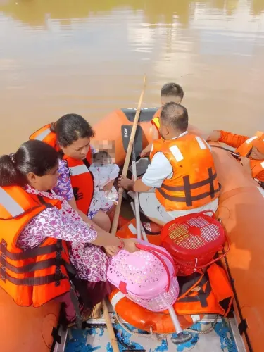 CM Himanta Monitors Assam Floods; Relief Reaches Sivasagar, Jorhat