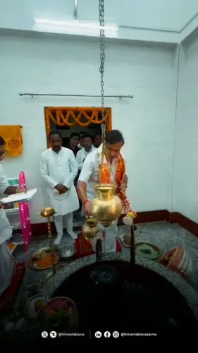 CM Himanta Offers Shravan Somvar Prayers for Assam