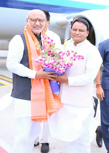 CM Majhi, Governor Welcome Vice President to Bhubaneswar