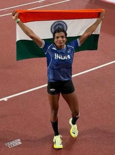 CM Majhi Hails Baranica's Historic Asian Games Pole Vault Bronze