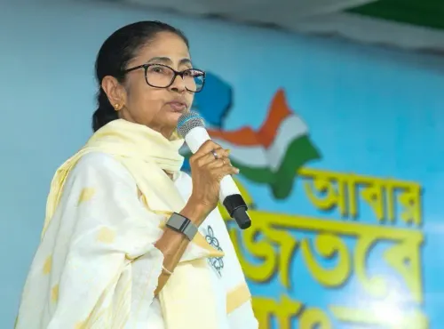 ममता बनर्जी का भाजपा पर बड़ा हमला — जाधवपुर के छात्रों की आवाज़ उठाना अराजकता नहीं, यह शिक्षा है
