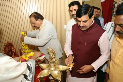 CM Mohan Yadav inaugurates PET-CT, Tele Command Centre at Indore's MY Hospital
