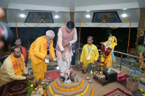 CM Mohan Yadav Offers Prayers at Barwani's Gayatri Dham