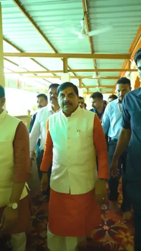 CM Mohan Yadav Offers Prayers at Orchha's Ram Raja Temple